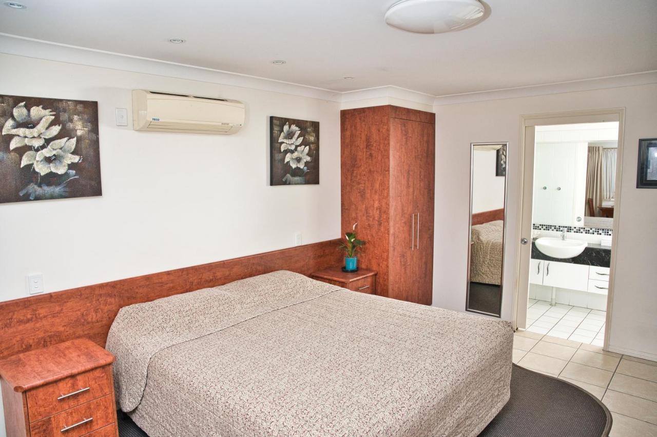 Motel Myall Далби Екстериор снимка