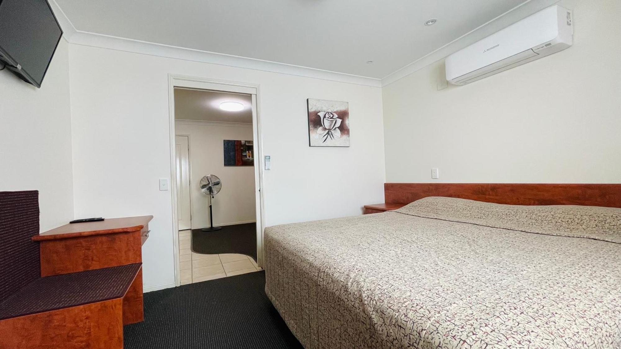 Motel Myall Далби Екстериор снимка