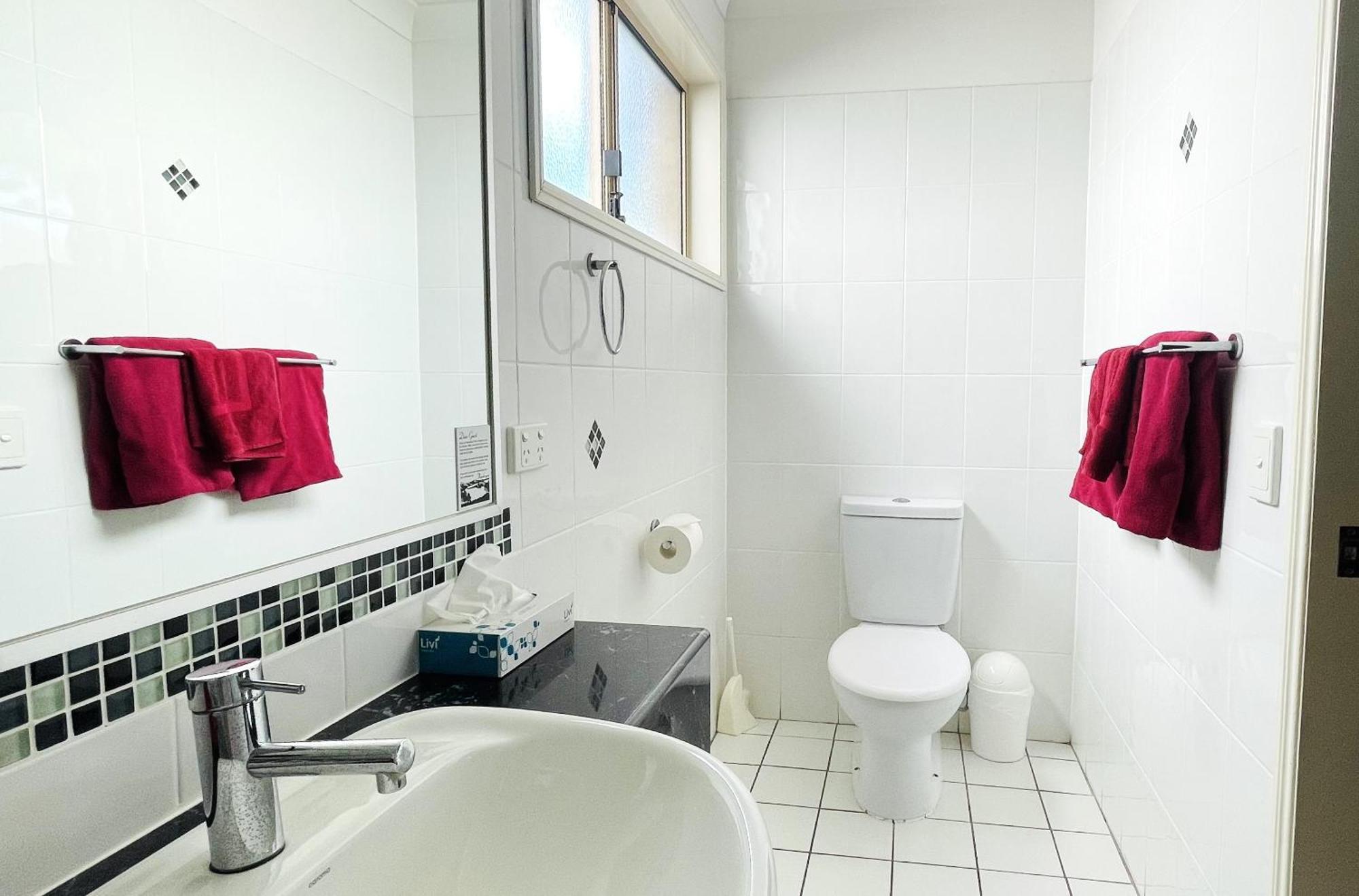 Motel Myall Далби Екстериор снимка